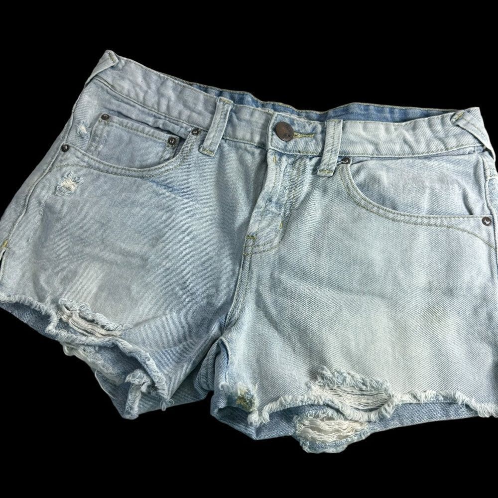 Free People Distressed Denim Shorts Light Watch High Rise Cutoff Shorts Sz 26